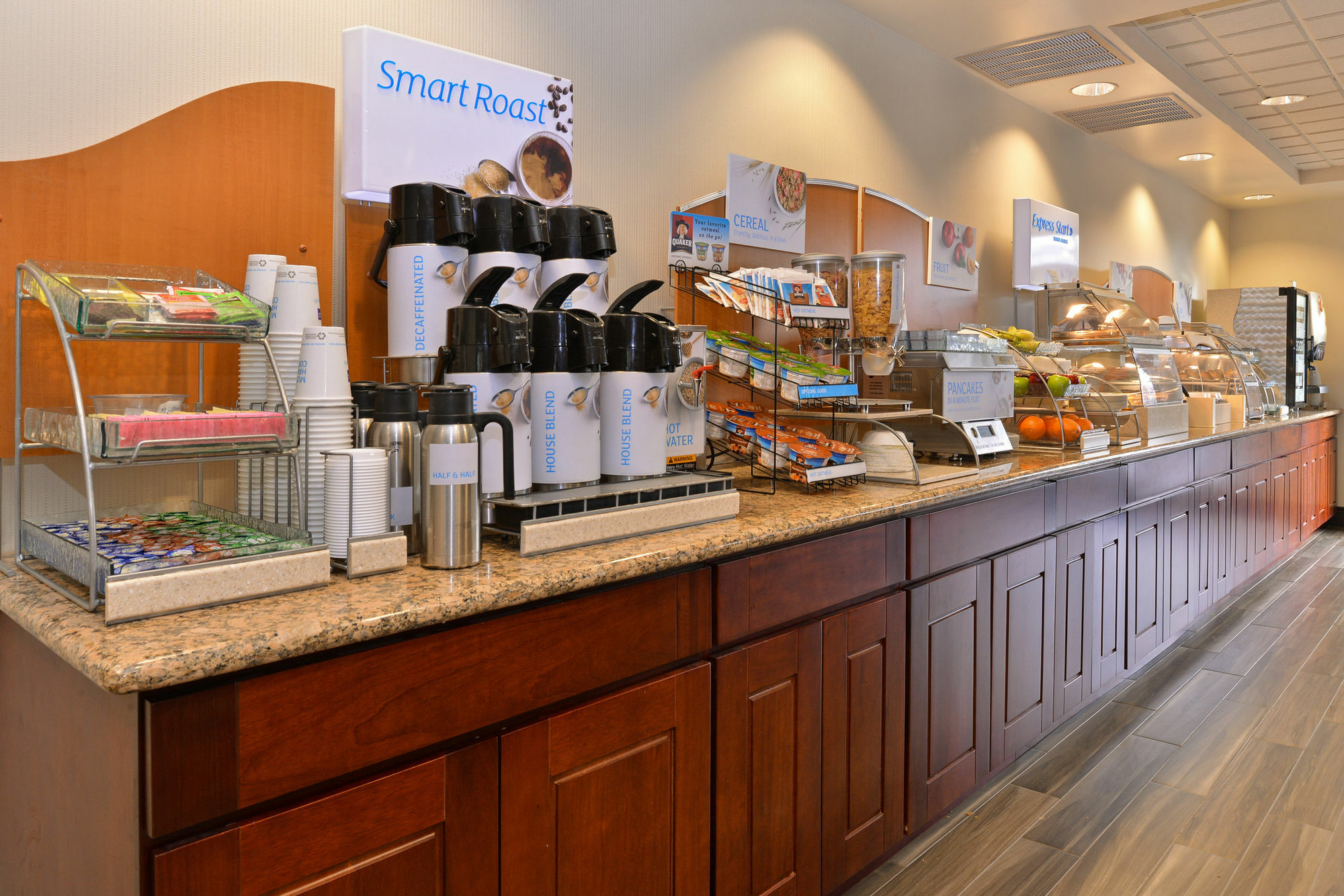 Holiday Inn Express Portland West/Hillsboro By Ihg Esterno foto