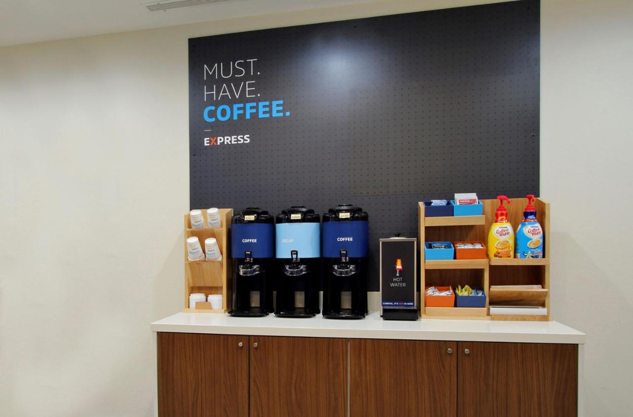 Holiday Inn Express Portland West/Hillsboro By Ihg Esterno foto